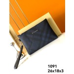 Burberry- 手包型号：1091